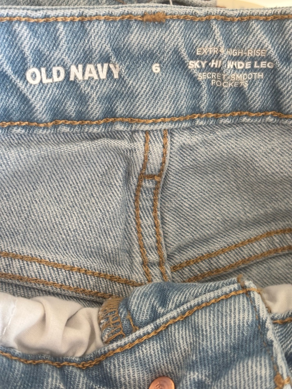 Old Navy jeans sky high wide leg size 6 - Picture 4 of 6
